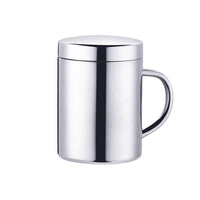 Mug Double Paroi Argenté au Style Moderne sur fond blanc